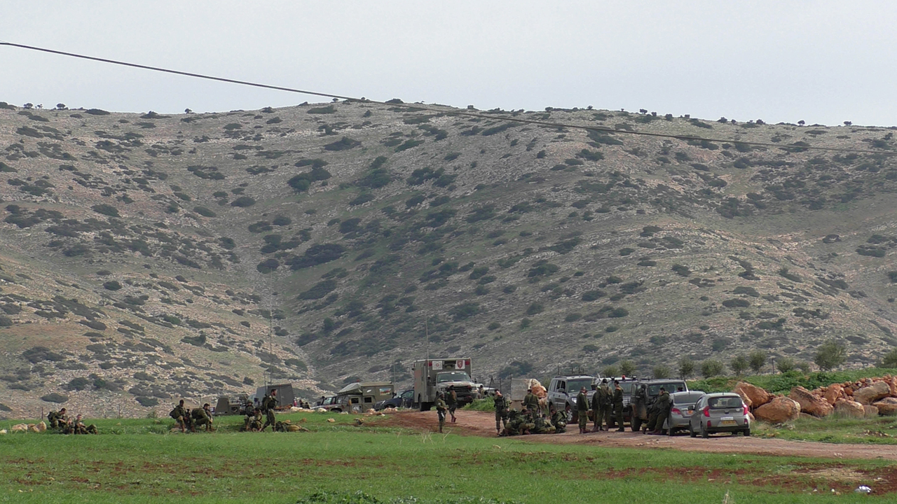 Military training near al-'Aqabah. Photo by: ‘Aref Daraghmeh, 15 Feb. 2018