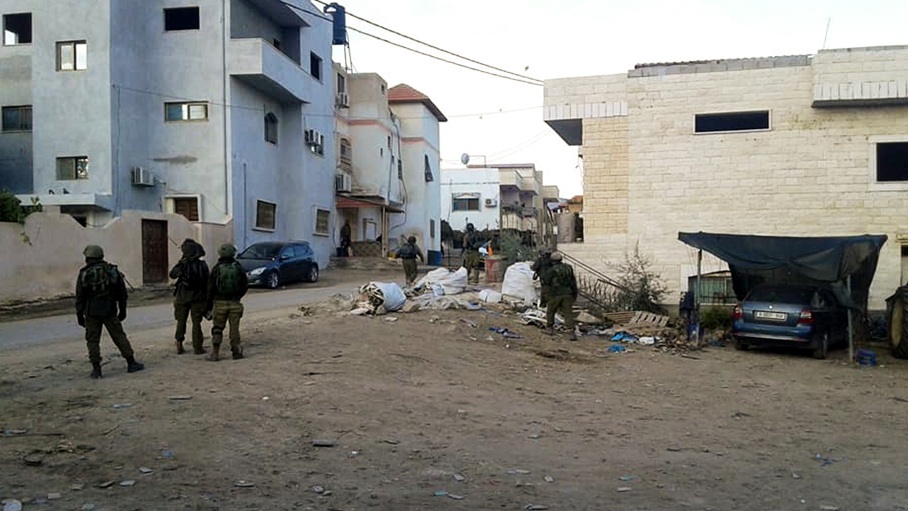 Soldiers train inside the village of 'Ein al-Beida. Photo by: ‘Aref Daraghmeh, 12 Dec. 2017