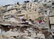 انقاض احد المنازل في حي البستان في سلوان في القدس الشرقية. بلدية القدس تدفع قدما بخطة لهدم 22 منزلا لإقامة حديقة أثرية والتي سيتم ادارتها من قبل المستوطنين. تصوير: اوفير فويرشطين، بتسيلم. 19.3.09.