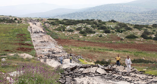 Road razed by Civil Administration, village of al-‘Aqabah, The Jordan Valley.  Photo by Ann Paq, Activestills, 7 April 2011.