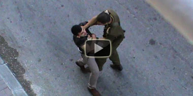 Video documentation: officer head-butts a Palestinian youth, Hebron