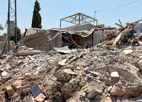 ההריסות בחיזמה. צילום: עאמר עארורי, בצלם, 5.8.21