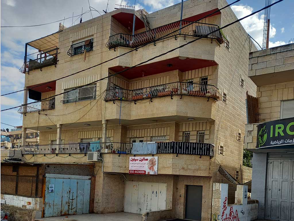 The extended Abu al-Hummus family home in al-’Esawiyah. Photo by ‘Amer ‘Aruri, B’Tselem, 24 Nov. 2021 
