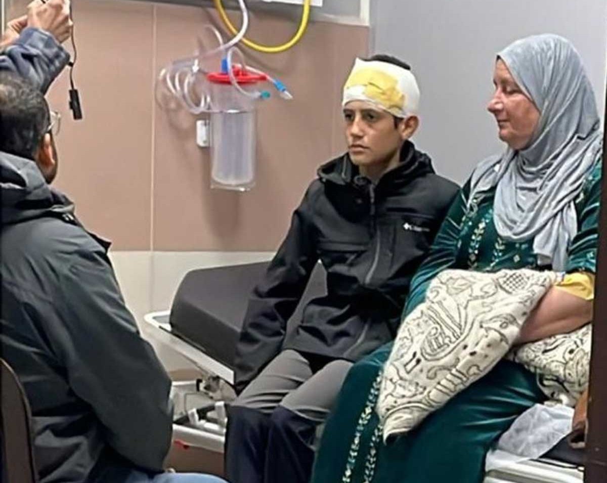 فضّة ورزق أبو نعيم في المستشفى. صورة قدمتها العائلة مشكورة