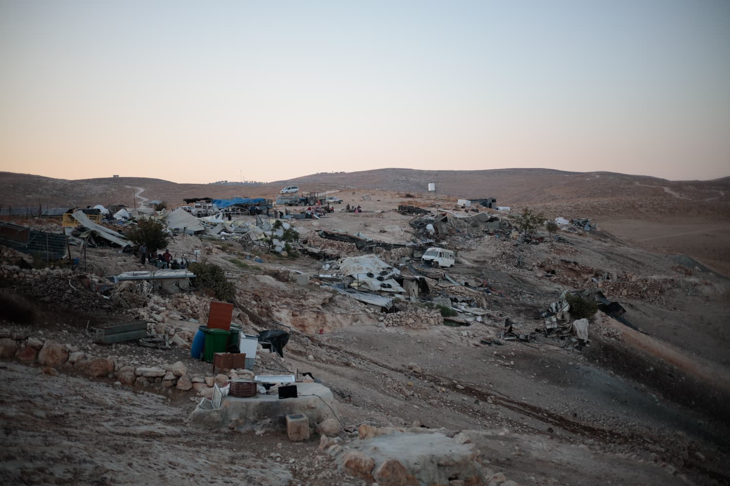 Khirbet a-Taban after the demolition. Photo by Omri Eran-Vardi Women in Khirbet a-Taban after the demolition. Photo by Omri Eran-Vardi