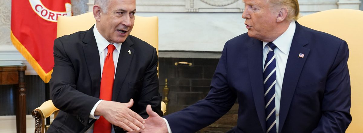 U.S. President Donald Trump and Israeli Prime Minister Benjamin Netanyahu in Washington. Photo by Kevin Lamarque, Retuers, 27 Jan 2020