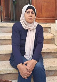 Manal Khamash. Photo: Salma a-Deb’i, B’Tselem