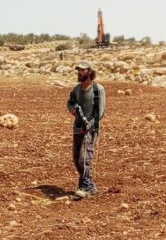 המתנחל היורה. התמונה באדיבות התושבים