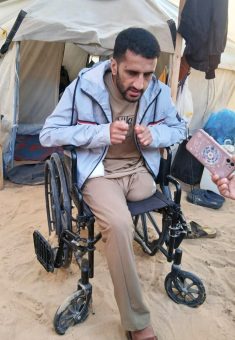 Mahmoud Abu Ful near his tent in the IDP camp on a-Zawaydah beach in the southern Gaza Strip. Photo courtesy of Abu Ful 