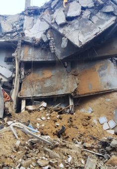 منزل العائلة بعد انهيار السّقف. صورة قدّمها الشاهد مشكوراً