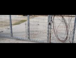 ثغرة في الجدار في منطقة ظهر العبد كما وُثقت بتاريخ 29.12.2019. تصوير: إيال سجيف، بتسيلم