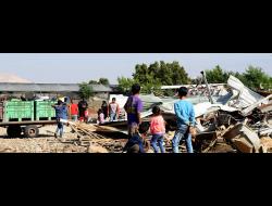 הריסת מבנה בפסאייל א-תחתא. צילום: עארף דראר'מה, בצלם, 25.11.20