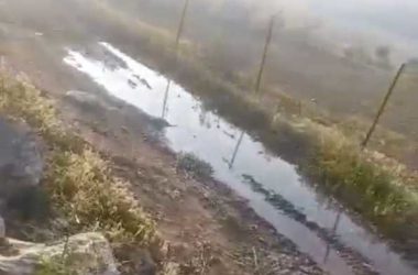 الجنود في داخل التجمع. الصورة قدمها السكان مشكورين.  