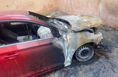 Cars set on fire by settlers. Photos courtesy of local residents 