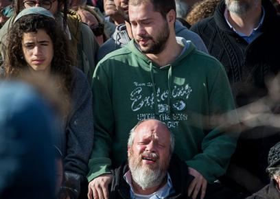הלווייתה של אורי אנסבכר בתקוע. צילום: יונתן זינדל, פלאש 90, 8.2.19