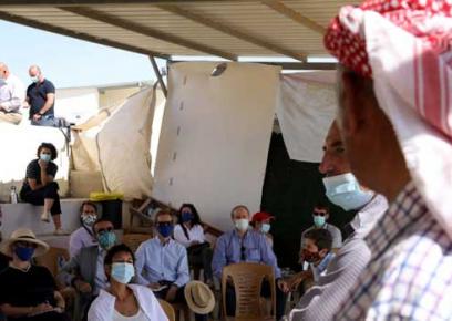 The diplomats tour today. Photo by: B'Tselem\Breaking the Silence