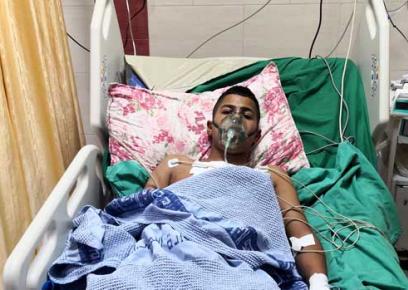 Ramzi Hamed at the hospital after his injury. Photo by Iyad Hadad, B’Tselem, 29 Nov. 2020