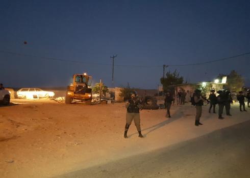 Security forces in Qawawis, 3 September 2018.  Photo: Nasser Nawaj'ah, B’Tselem 