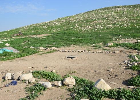 مكان بركس العائلة قبل مصادرته. تصوير: عارف دراغمة، بتسيلم، 12.2.20