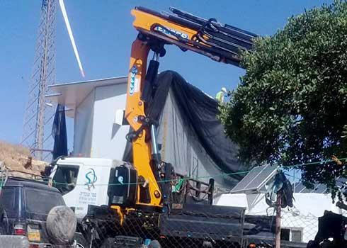 المصادرة في خربة لصيفر. الصورة بتفضل من سكان التجمع