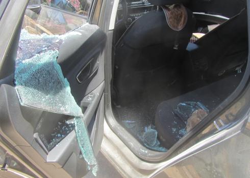 Smashed windshield in Muhammad Rubo'a's car after settlers stoned it. Duma, 25 June 2020. Photo: Abdulkarim Sadi, B’Tselem