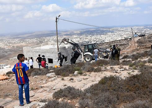 هدم عامود الكهرباء في خلة طه، تصوير: نصر نواجعة، بتسيلم، 23.9.20