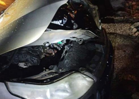 سيارة عائلة عصايرة المحروقة، عصيرة القبلية، 28.8.20. الصورة قدمها المجلس المحلي مشكورا