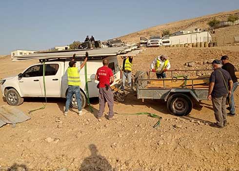 المصادرة في تجمع وادي أبو هندي. صورة قدّمها أحد الأهالي مشكوراً.