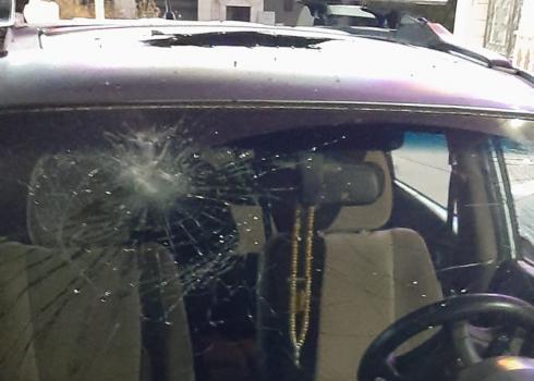 The windshields smashed by the settlers. Photo courtesy of the car owner