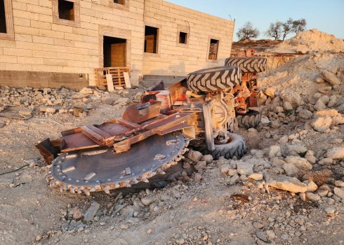 The tractor the settlers overturned. Photo: Nasser Nawaj’ah, B’Tselem, 15 Sept. 2023