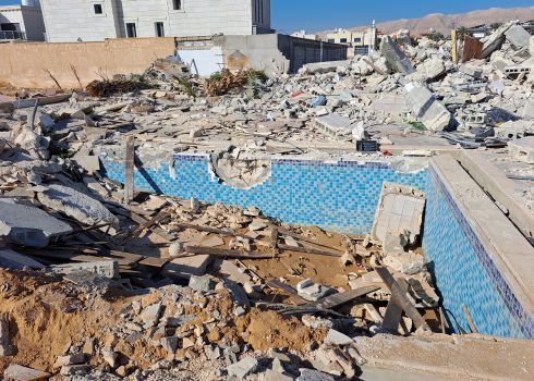 بركة السباحة  والمنزل السكني في قرية عين الديوك التحتا اللذين قامت قوات الإدارة المدنية بهدمهما. تصوير: عارف دراغمة، بتسيلم، 29.2.24.    