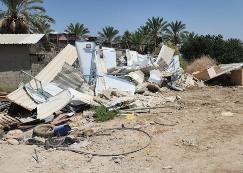 The ruins of the packing facility. Photo: ‘Aref Daraghmeh, B’Tselem