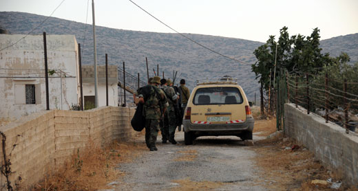 Military training, village of al-‘Aqabah, June 2012. Photo by ‘Atef Abu a-Rub, B’Tselem, 27 June 2012. Military training, village of al-‘Aqabah, June 2012. Photo by ‘Atef Abu a-Rub, B’Tselem, 27 June 2012.